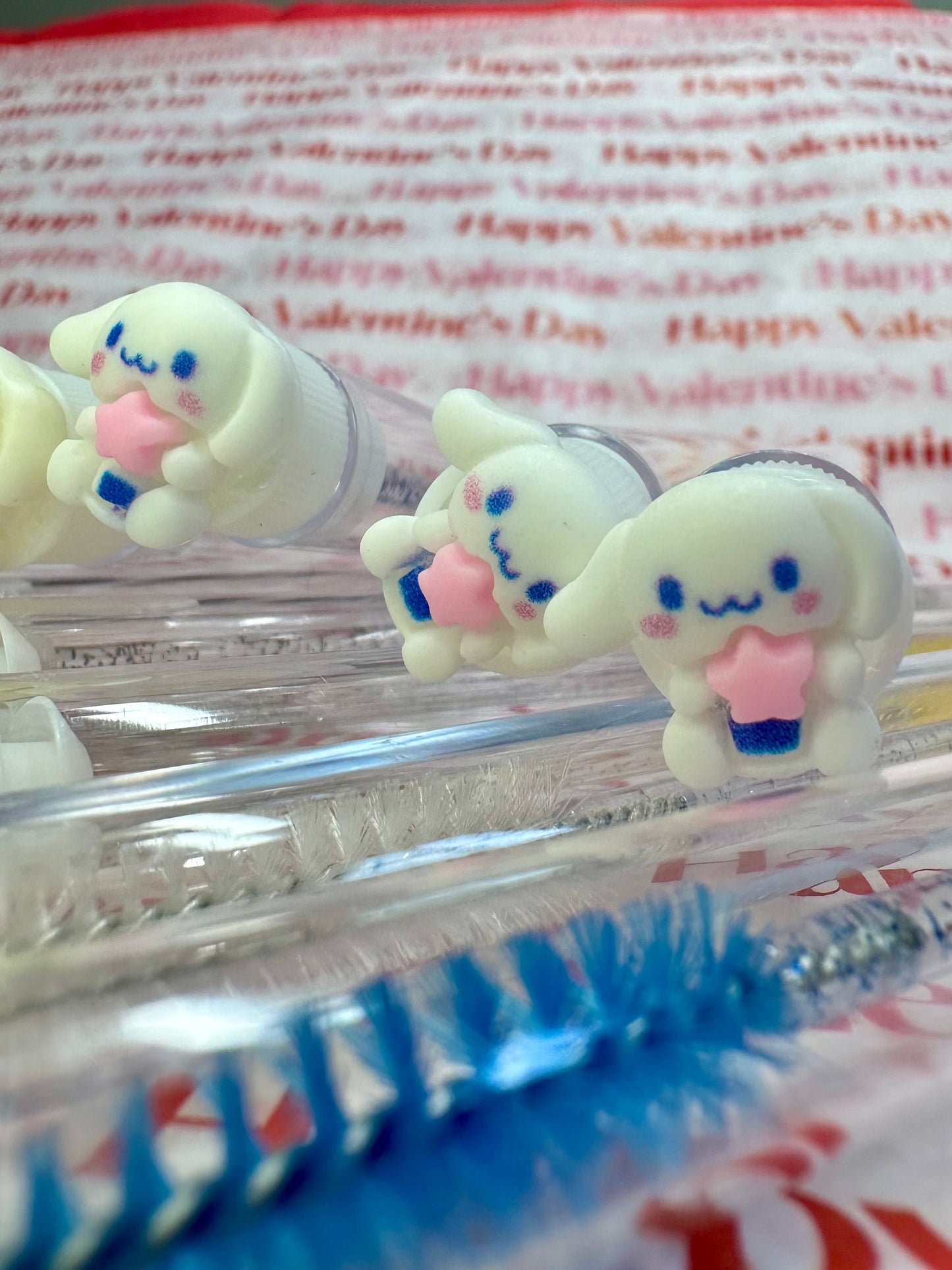 Lash Brush Holder